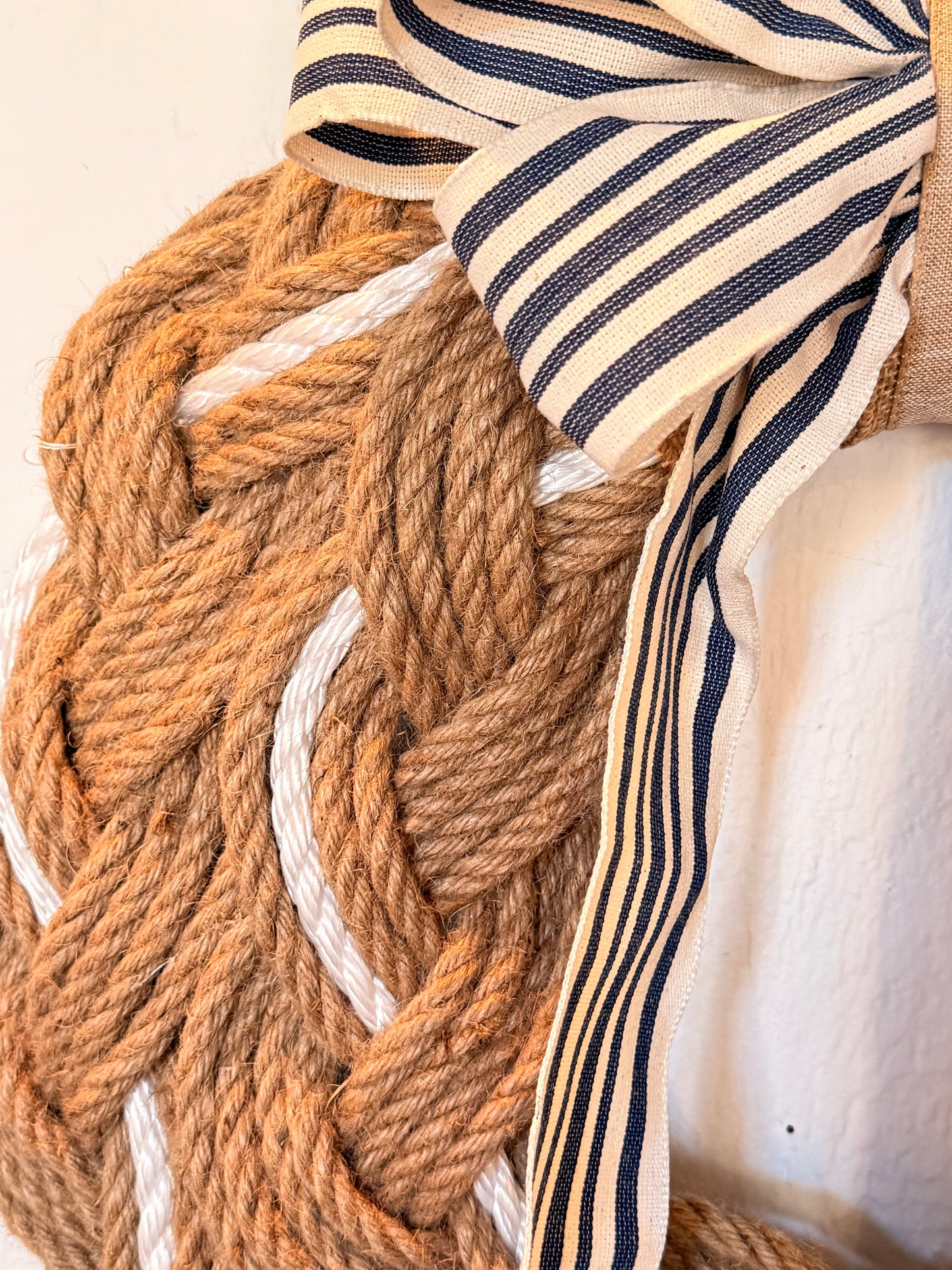 20” Double Braided Jute w/ White lobster rope