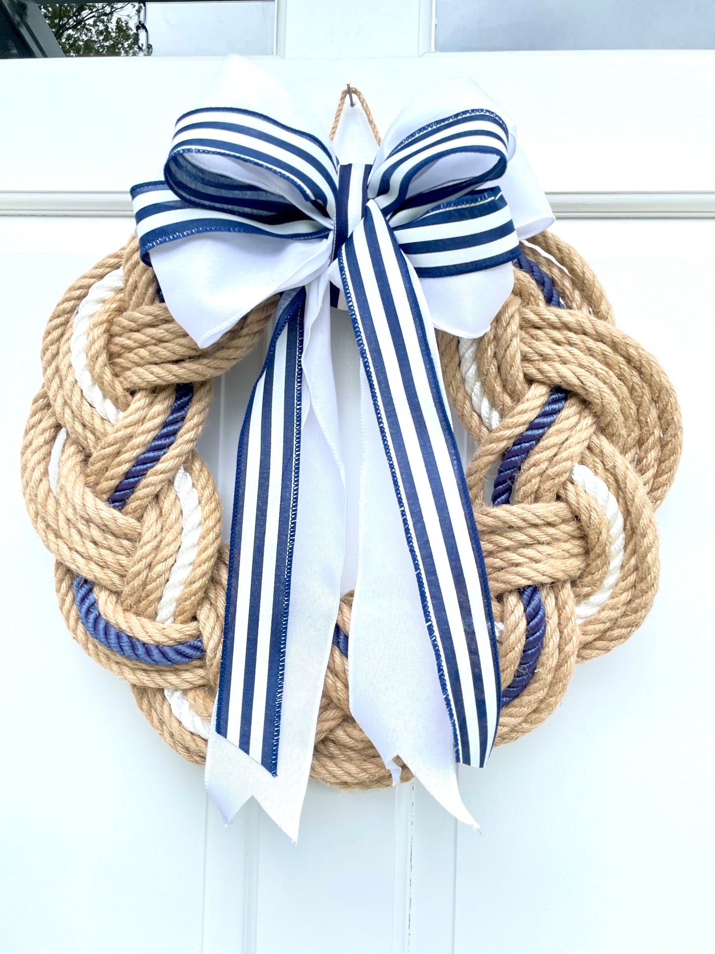 16” Navy and White Jute Wreath