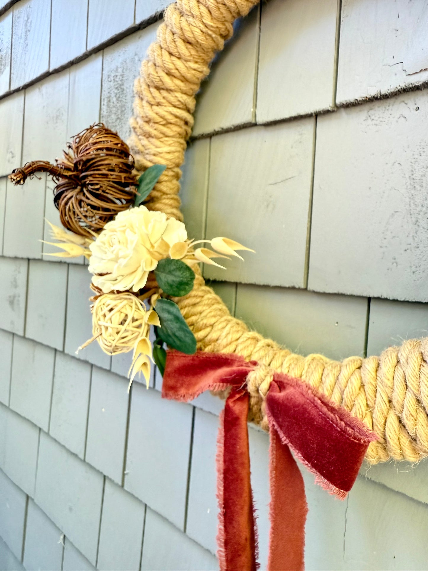 16” Fall rope wreath W/ grapevine pumpkin