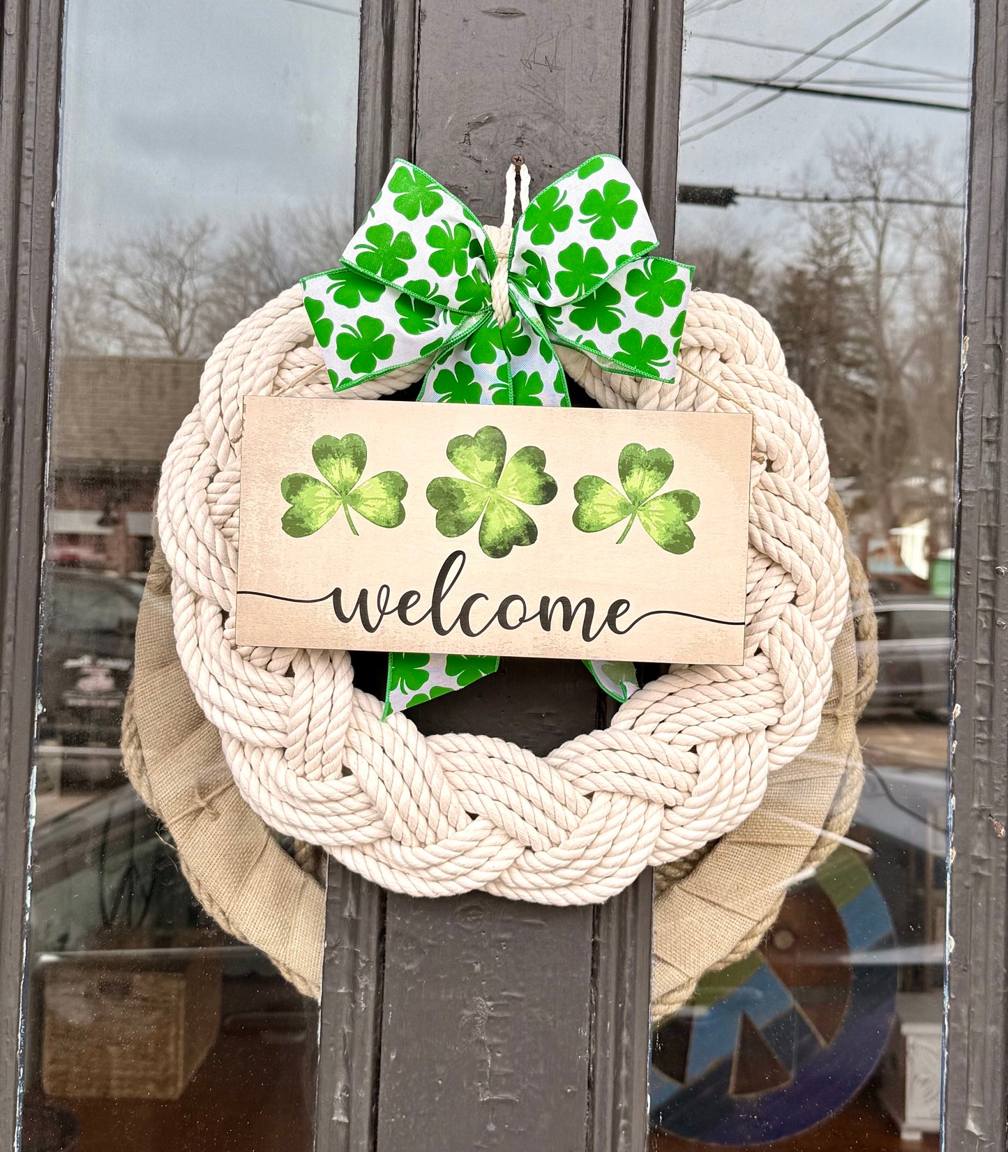 16” Welcome St. Patty’s Day w/ wooden sign and shamrock bow