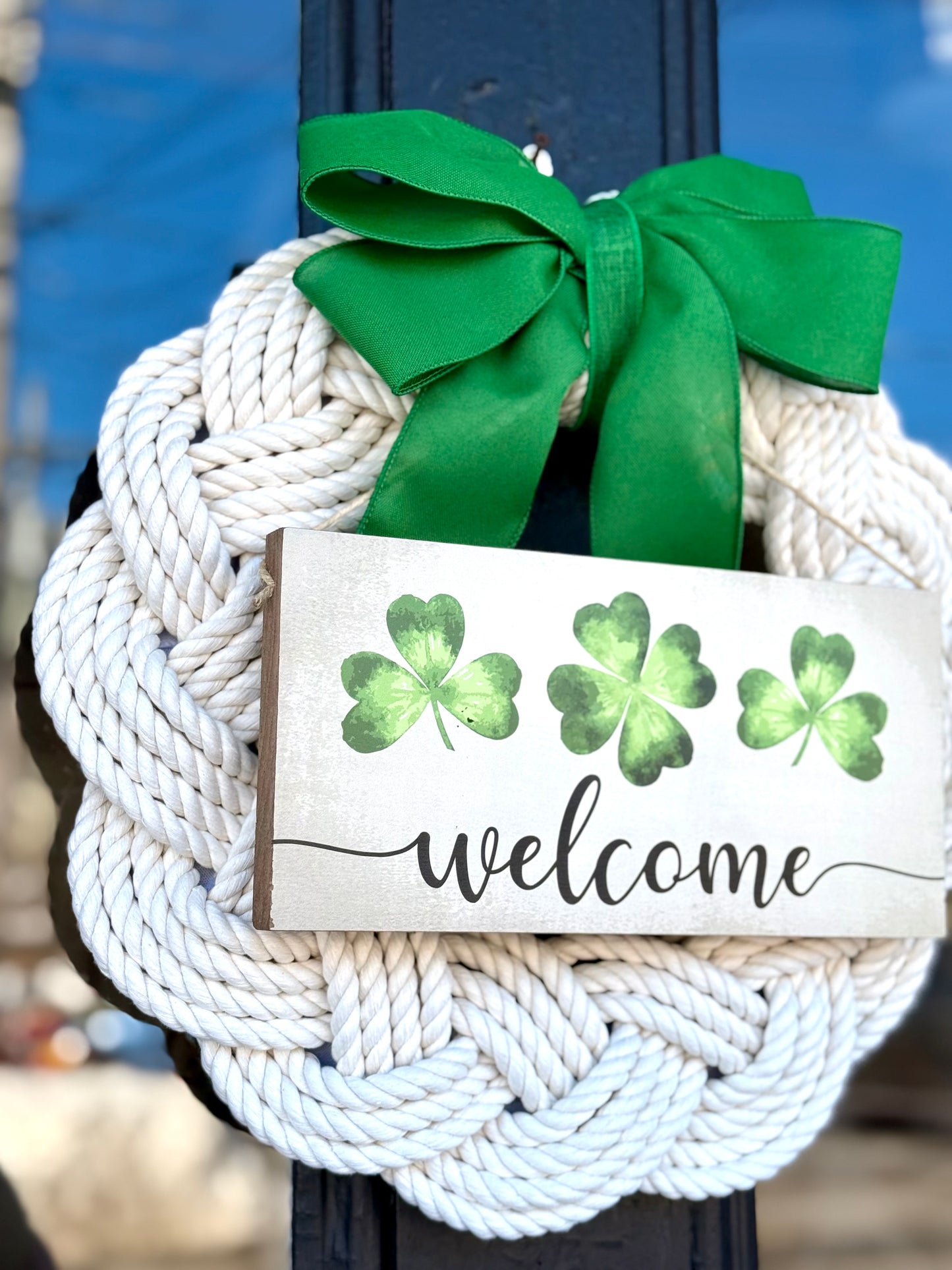 16” Welcome sign rope wreath