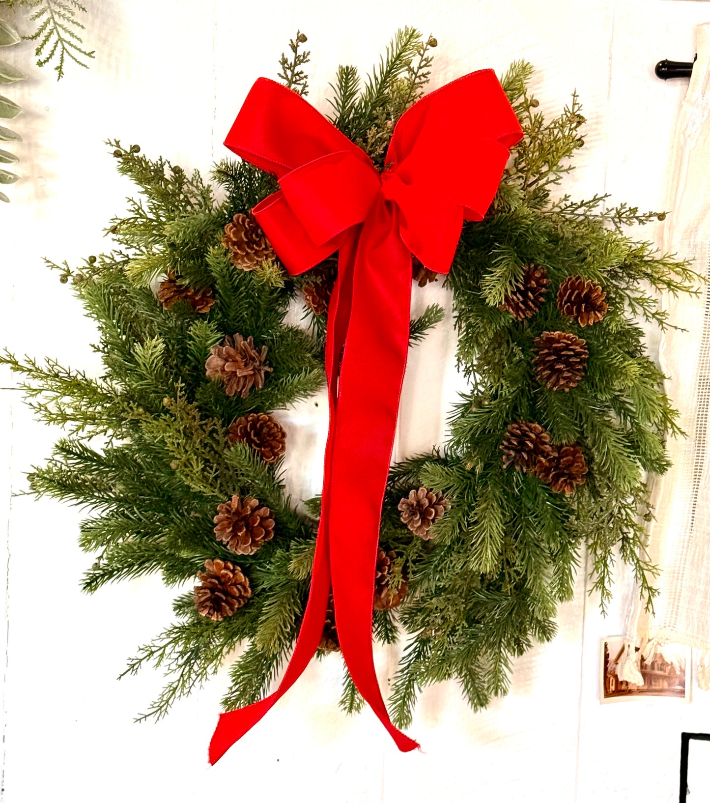 22” Faux evergreen with pinecones