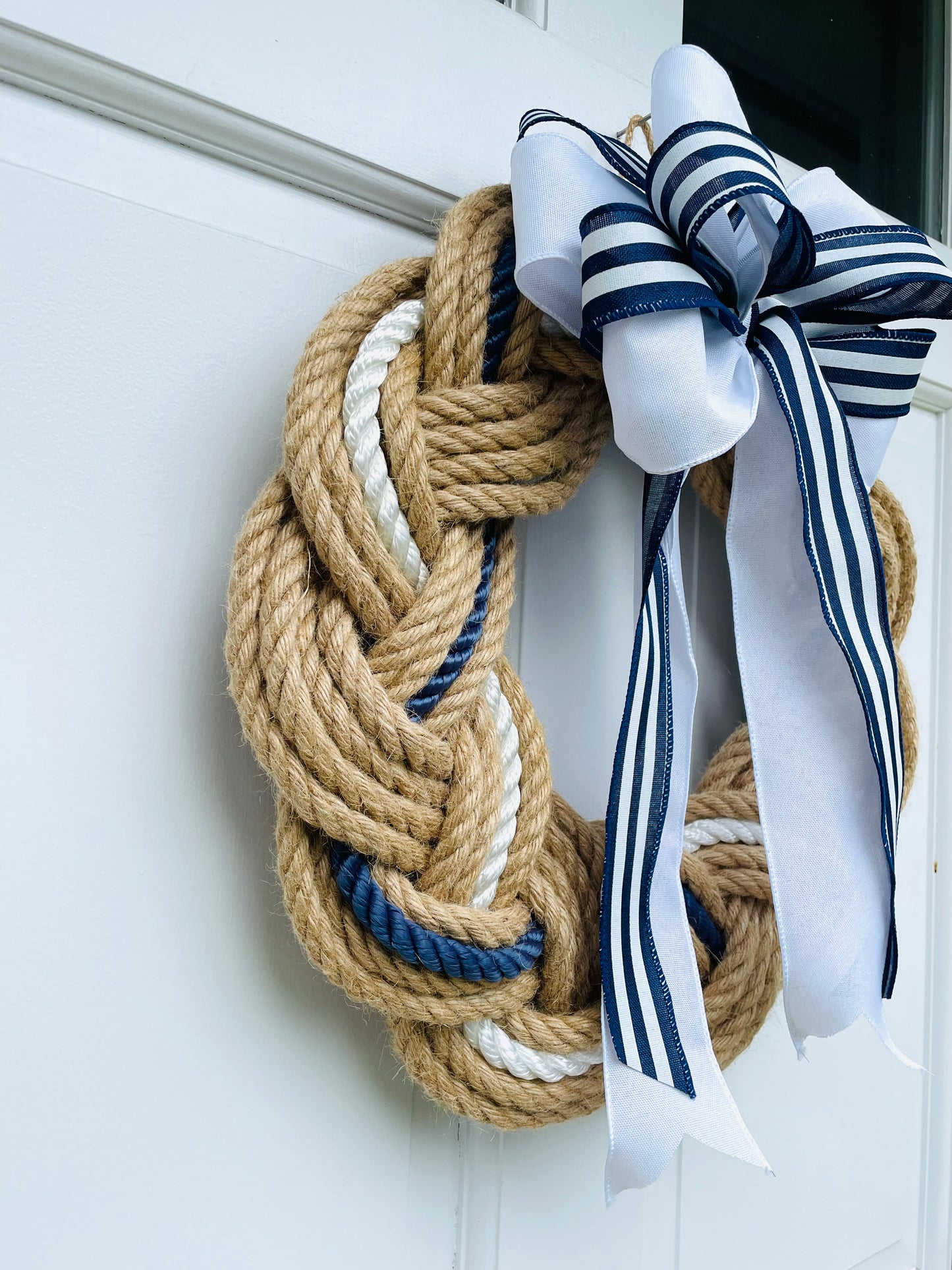 16” Navy and White Jute Wreath