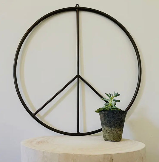 33” Metal Peace Sign