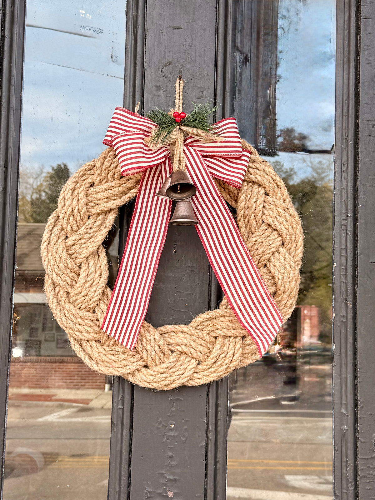18” Jingle by the sea wreath