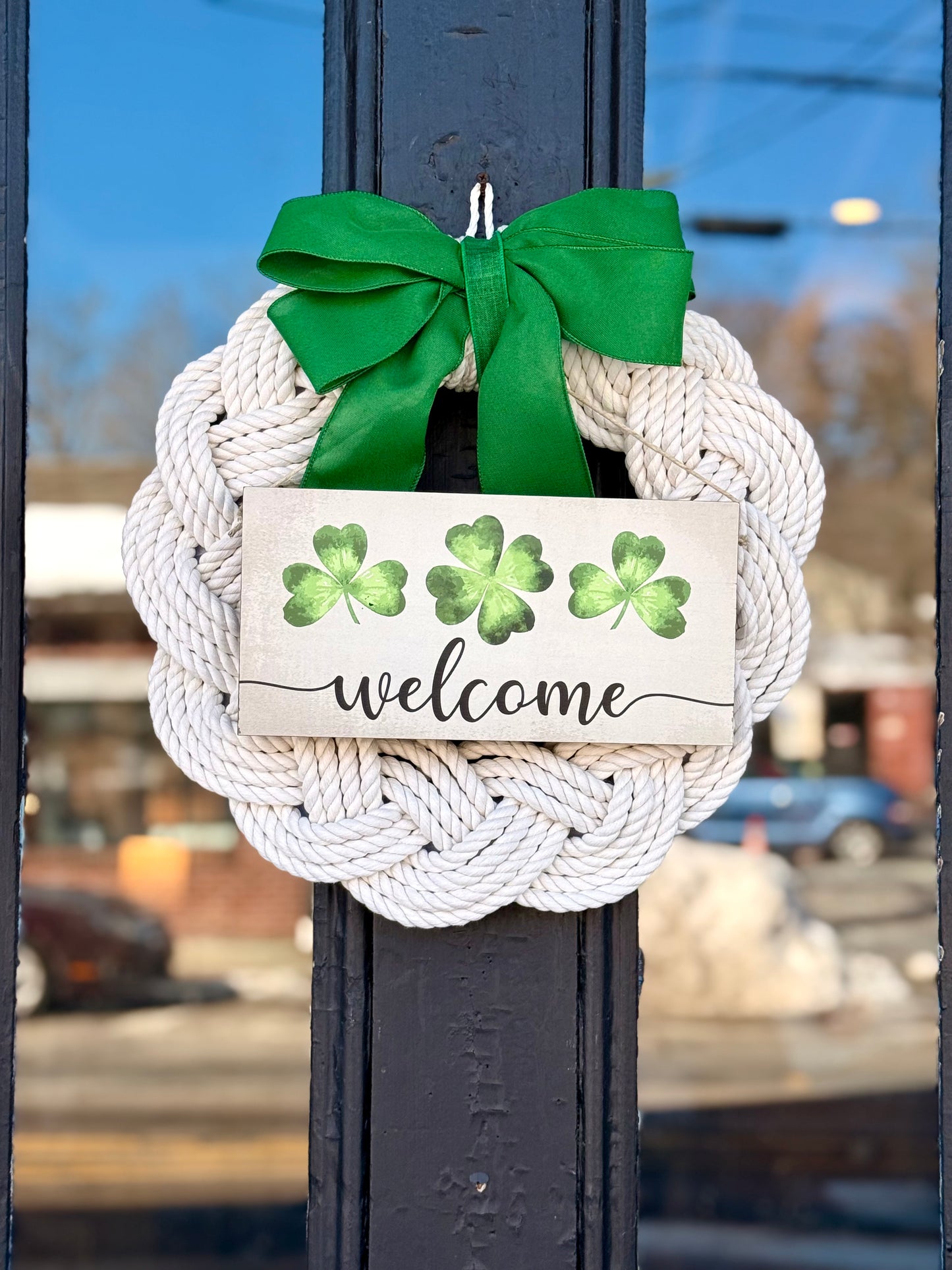 16” Welcome sign rope wreath