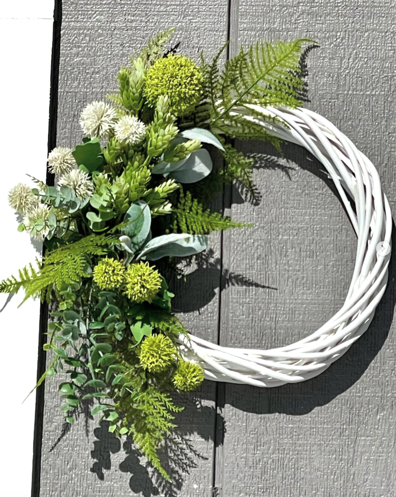 12” White Grapevine Wreath w/Greenery