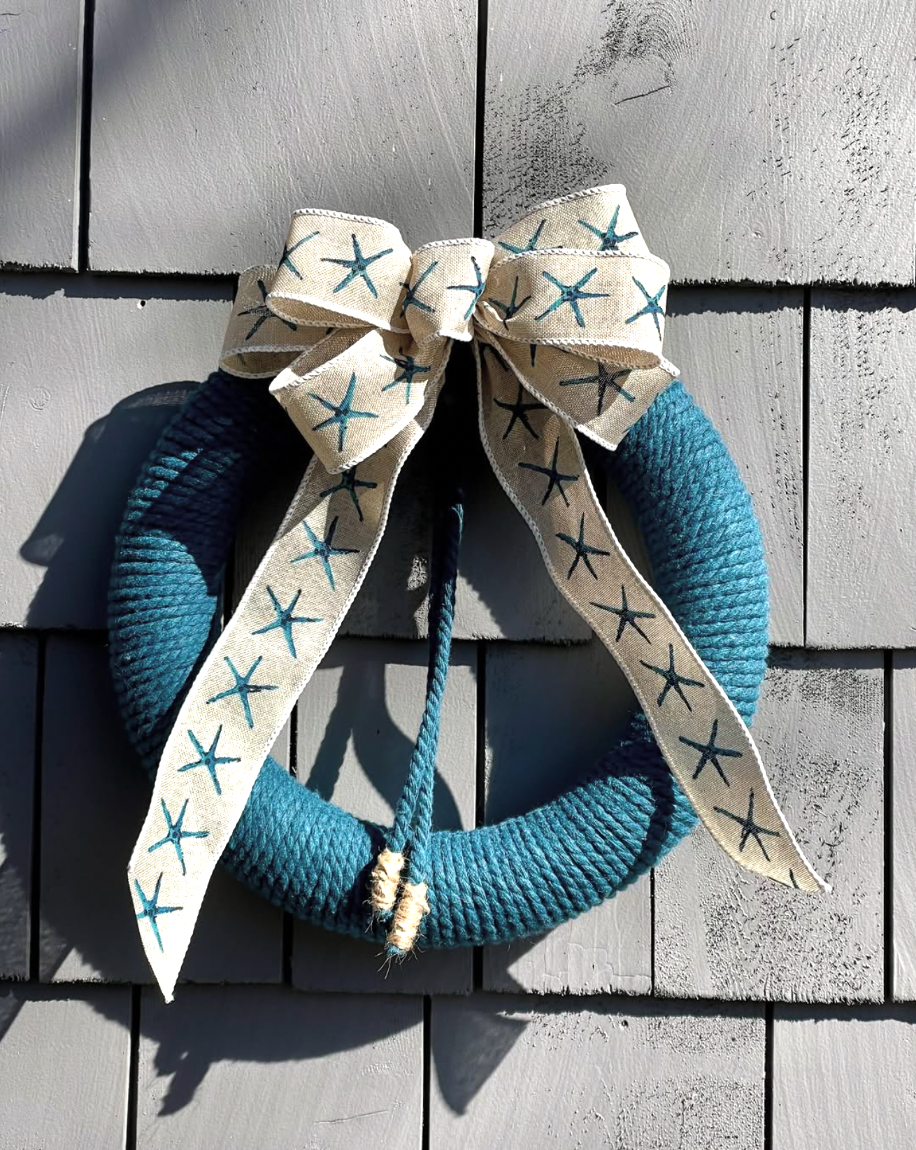 12” Teal Cotton Rope Wreath w/ Starfish Bow