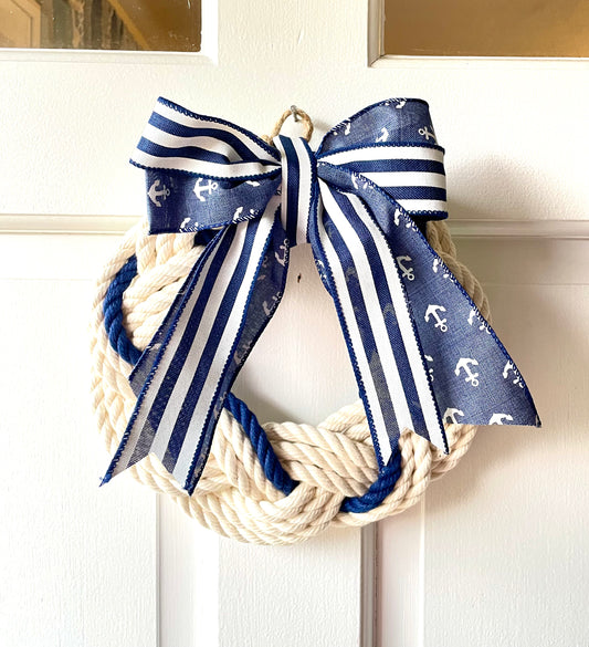 9” White Rope Wreath