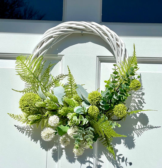 12” White Grapevine Wreath w/Greenery