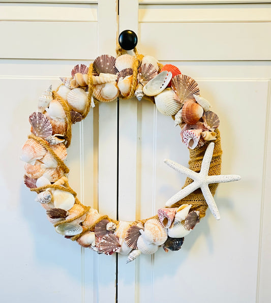 13” Shell Wreath w/Starfish and Jute